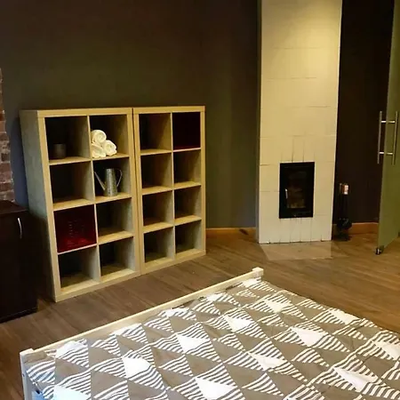 Apartment Red & Grey *