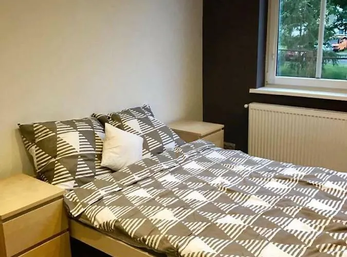 Red & Grey Apartament *